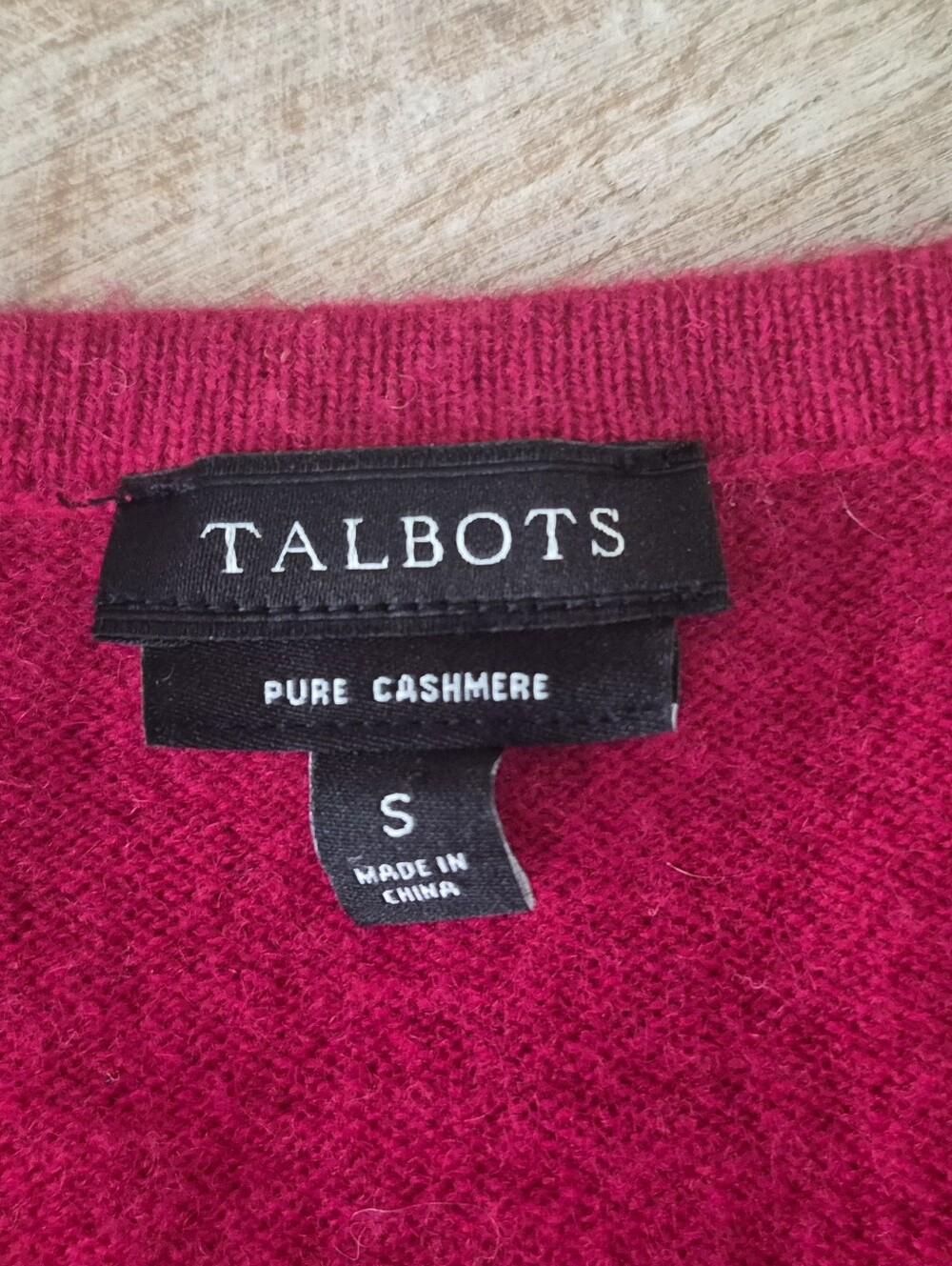 TALBOTS 100% Pure Cashmere Red Crewneck Sweater Small Classic Knit Pullover - Picture 4 of 8